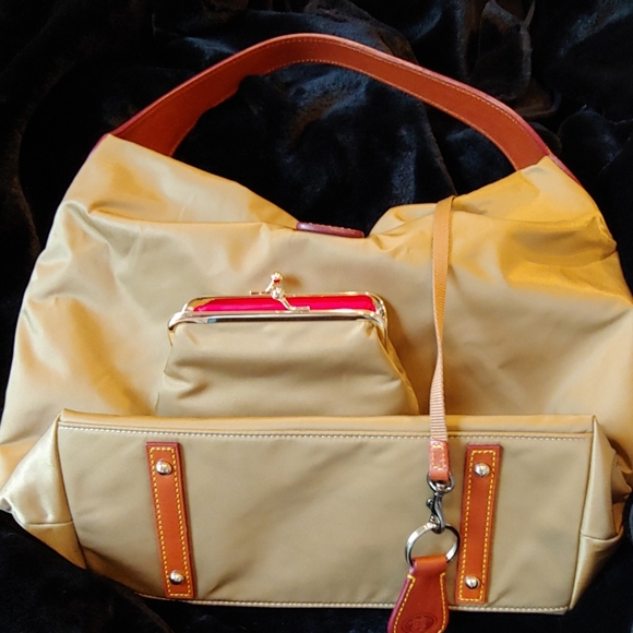 Dooney & Bourke Canvas & Leather Bag W/ accessorie - Picture 2 of 6